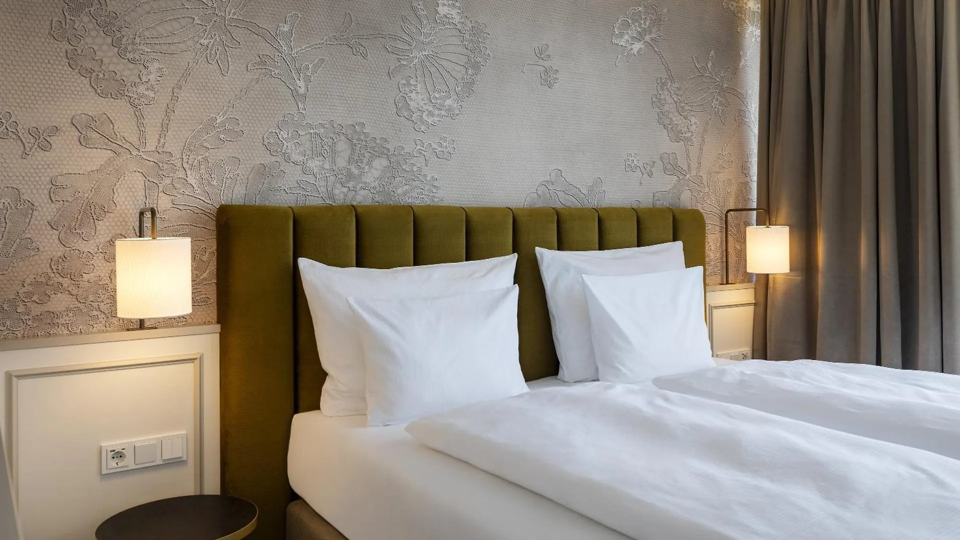 **** Hotel Arcotel Castellani Salzburg Austria